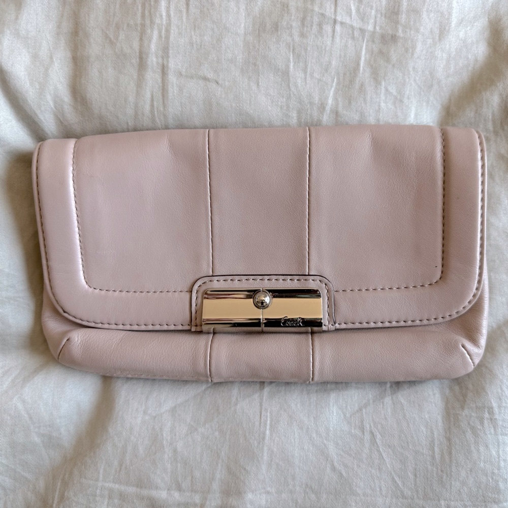 Coach Clutch/Wristlet - Picture 2 of 10